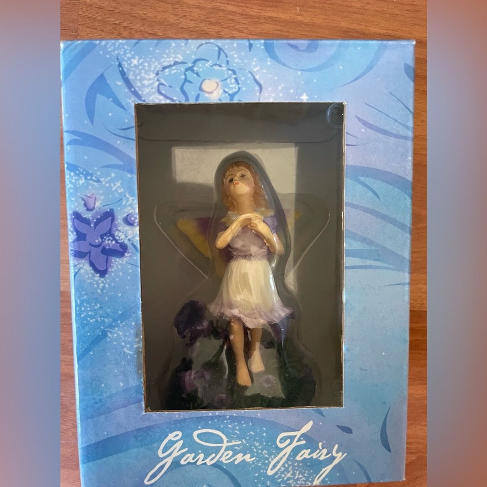 Charming Garden Fairy Figurine